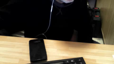 Snapshot of mtwpaul chatting on 11/20/25, 04:40 mtwpaul online show from 11/20/25, 04:40