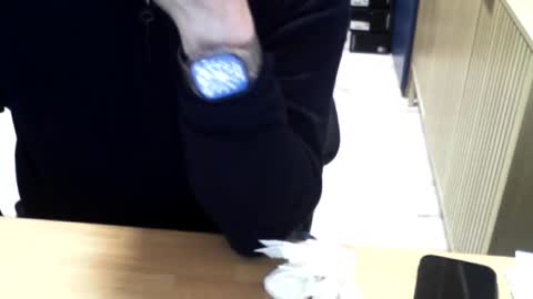 Snapshot of mtwpaul chatting on 03/10/26, 12:10 mtwpaul online show from 03/10/26, 12:10