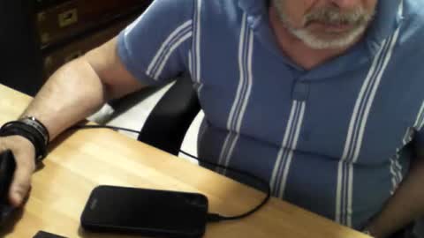 Snapshot of mtwpaul chatting on 05/25/26, 01:39 mtwpaul online show from 05/25/26, 01:39