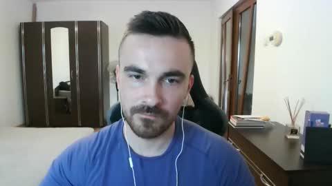 Victor online show from 05/09/26, 04:01