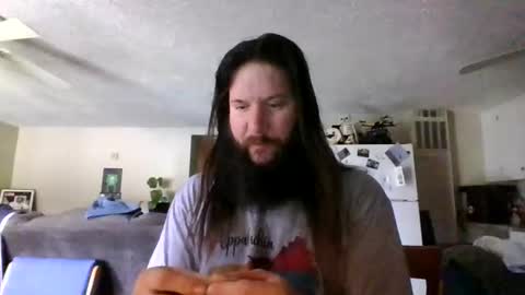 Mudge online show from 01/01/25, 04:29