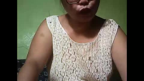 muffy_bunny online show from 10/24/25, 06:48