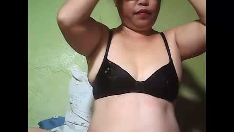 muffy_bunny online show from 06/10/26, 08:24