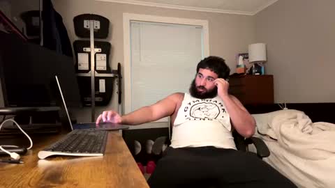 muhieddinramadan204 online show from 09/08/25, 11:26