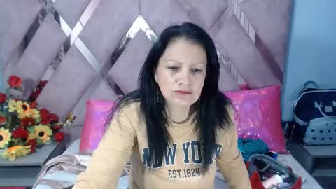 Mulan online show from 12/31/24, 02:47