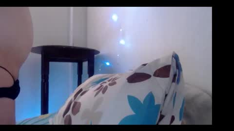 mulkitaruizxox online show from 04/27/26, 06:39