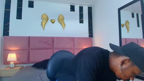 Muller Asher online show from 09/24/25, 03:32