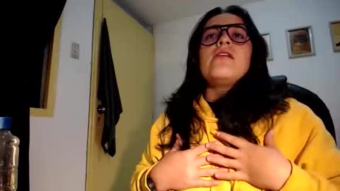 Snapshot of multiorgasmic_6 chatting on 10/17/25, 02:04 Dani and Alex online show from 10/17/25, 02:04