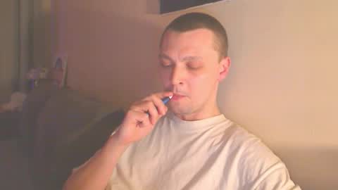 Snapshot of multiply1 chatting on 10/21/25, 01:06 Erik online show from 10/21/25, 01:06