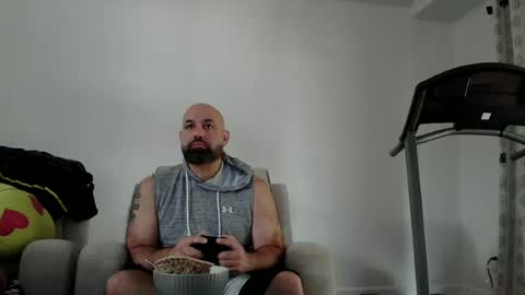 Bearded online show from 06/23/26, 04:27
