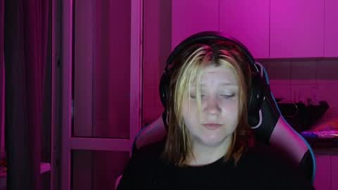 Milana online show from 05/27/26, 04:59