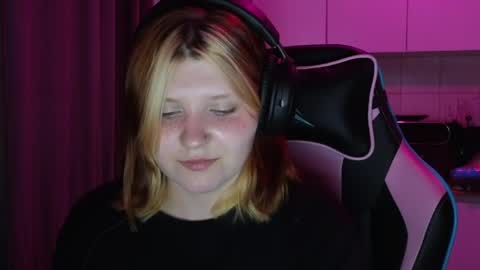Milana online show from 05/28/26, 02:14