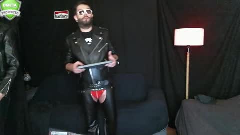 Snapshot of muratturkei chatting on 01/05/25, 02:06 MasterBros online show from 01/05/25, 02:06