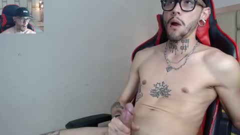 Snapshot of murdockh chatting on 12/22/24, 06:49 murdok online show from 12/22/24, 06:49