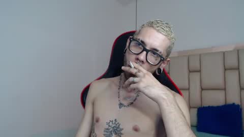 Snapshot of murdockh chatting on 01/17/25, 04:17 murdok online show from 01/17/25, 04:17