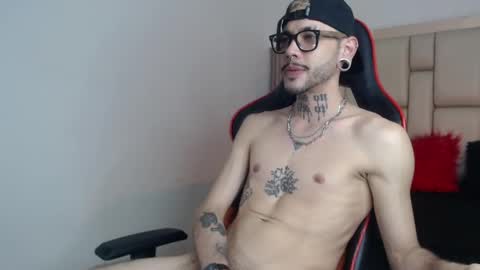 Snapshot of murdockh chatting on 01/30/25, 05:09 murdok online show from 01/30/25, 05:09