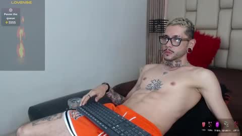 Snapshot of murdockh chatting on 02/12/25, 07:13 murdok online show from 02/12/25, 07:13