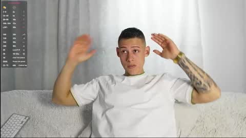 muscle_king_cum online show from 10/10/25, 01:10