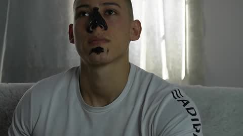 Snapshot of muscle_king_cum chatting on 11/05/25, 01:22 muscle_king_cum online show from 11/05/25, 01:22