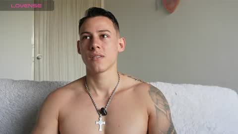 Snapshot of muscle_king_cum chatting on 07/08/26, 01:37 muscle_king_cum online show from 07/08/26, 01:37