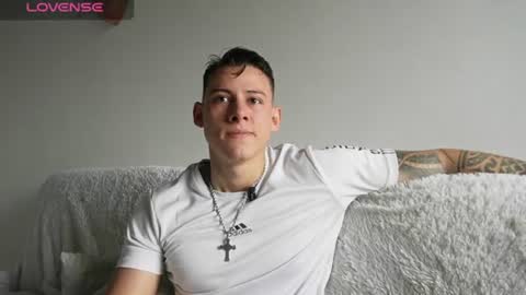 Snapshot of muscle_king_cum chatting on 07/23/26, 01:42 muscle_king_cum online show from 07/23/26, 01:42