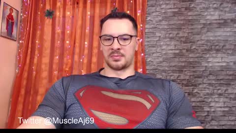 Snapshot of muscleaj69 chatting on 12/22/24, 02:38 AJ online show from 12/22/24, 02:38