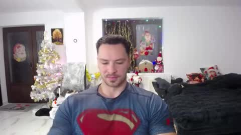 Snapshot of muscleaj69 chatting on 11/26/25, 04:30 AJ online show from 11/26/25, 04:30