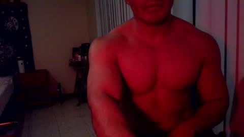 STUP MUSCLE online show from 10/08/25, 05:49