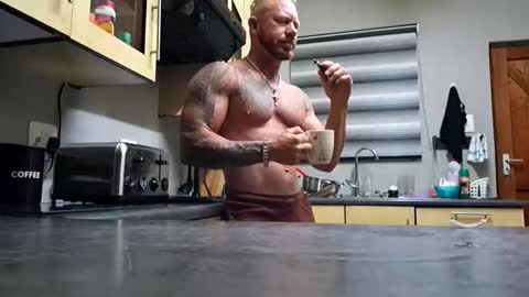 Snapshot of muscledaddy69s chatting on 01/07/26, 02:03 muscledaddy69s online show from 01/07/26, 02:03