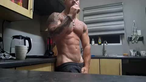 Snapshot of muscledaddy69s chatting on 03/22/26, 03:32 muscledaddy69s online show from 03/22/26, 03:32