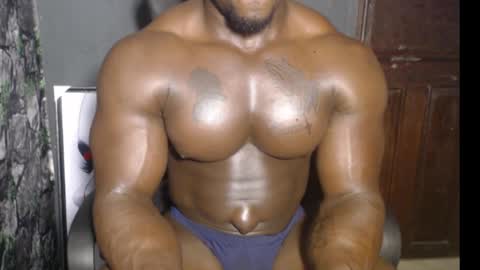 musclegod23 online show from 12/29/24, 12:09