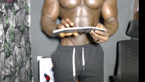 musclegod23 online show from 01/21/25, 11:24