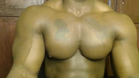 musclegod23 online show from 09/22/25, 10:28