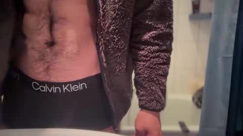 musclehair3 online show from 12/20/24, 08:38