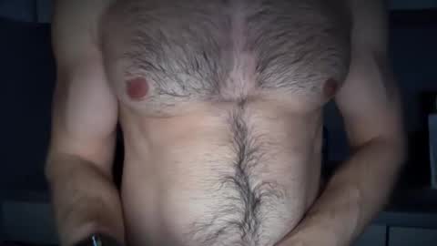 musclehair3 online show from 12/25/24, 03:17