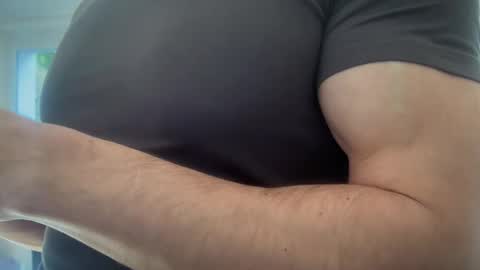 musclehair3 online show from 02/17/25, 11:13