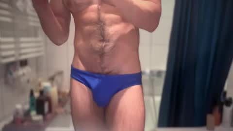 musclehair3 online show from 02/20/25, 11:21