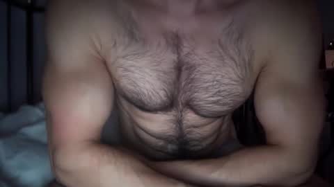 Snapshot of musclehair3 chatting on 09/29/25, 10:03 musclehair3 online show from 09/29/25, 10:03