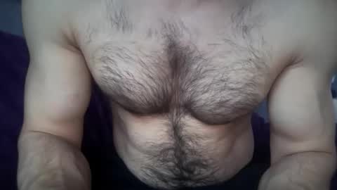 Snapshot of musclehair3 chatting on 10/12/25, 04:06 musclehair3 online show from 10/12/25, 04:06