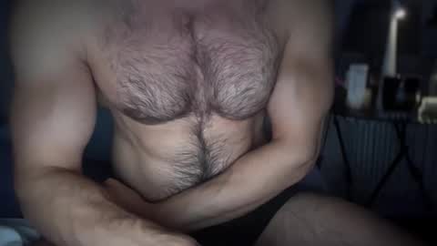 Snapshot of musclehair3 chatting on 10/14/25, 09:59 musclehair3 online show from 10/14/25, 09:59