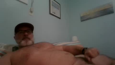 Snapshot of musclemeat41 chatting on 12/16/24, 10:45 musclemeat41 online show from 12/16/24, 10:45