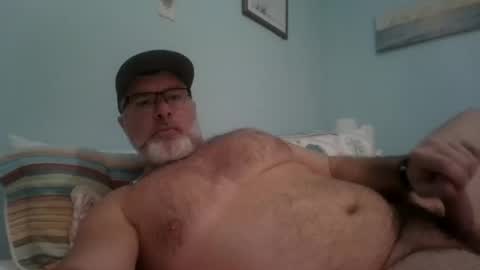 Snapshot of musclemeat41 chatting on 12/31/24, 05:40 musclemeat41 online show from 12/31/24, 05:40