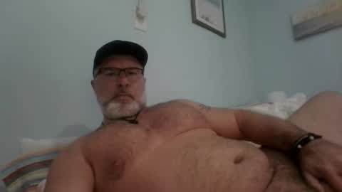 Snapshot of musclemeat41 chatting on 01/02/25, 07:51 musclemeat41 online show from 01/02/25, 07:51