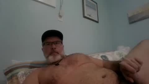 Snapshot of musclemeat41 chatting on 01/03/25, 06:14 musclemeat41 online show from 01/03/25, 06:14