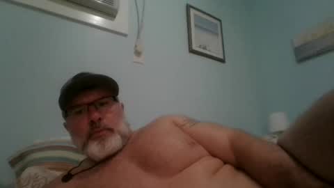 Snapshot of musclemeat41 chatting on 02/14/25, 10:04 musclemeat41 online show from 02/14/25, 10:04