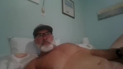 Snapshot of musclemeat41 chatting on 09/22/25, 04:53 musclemeat41 online show from 09/22/25, 04:53