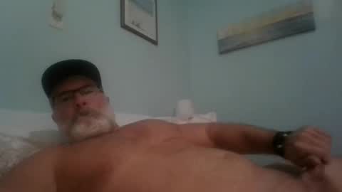 Snapshot of musclemeat41 chatting on 10/09/25, 07:01 musclemeat41 online show from 10/09/25, 07:01
