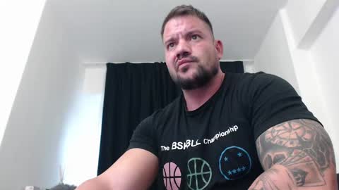 MuscleMonster31 online show from 12/27/24, 10:45