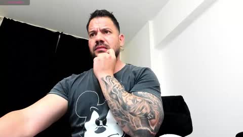 Snapshot of musclemonster31 chatting on 11/30/25, 10:14 MuscleMonster31 online show from 11/30/25, 10:14