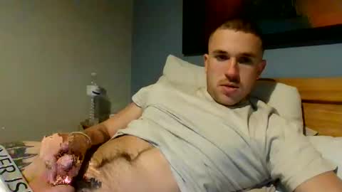 Snapshot of muscleshow00 chatting on 01/08/26, 06:48 muscleshow00 online show from 01/08/26, 06:48